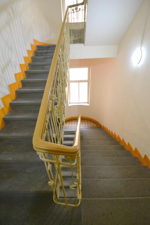 Cozy Flat By The Astronomical Clock Daire Prag Dış mekan fotoğraf